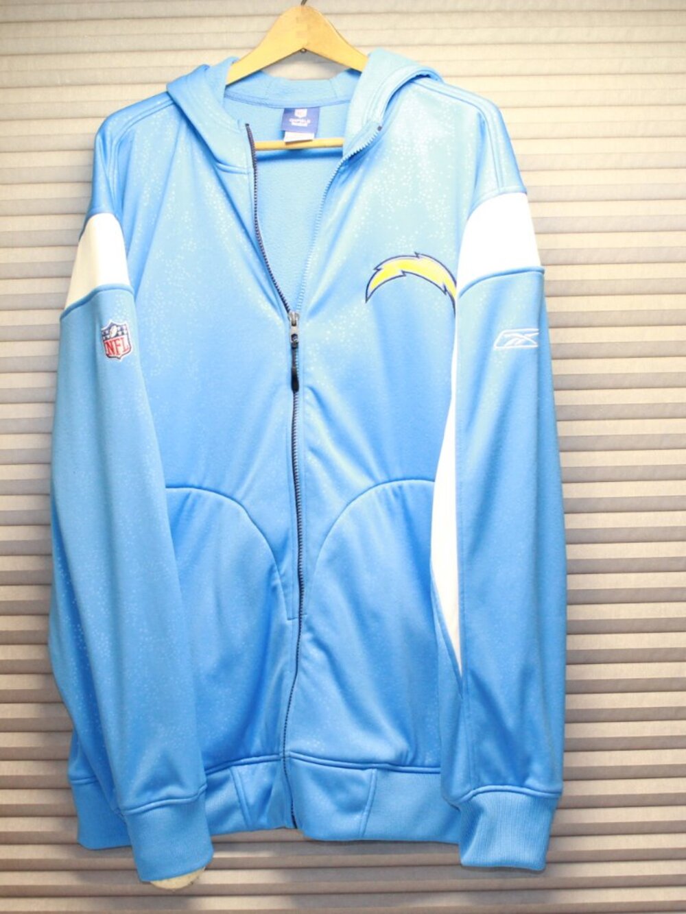 Reebok On Field  Size XL Blue San Diego Chargers NFL Zip Up Hoodie - 8277A08